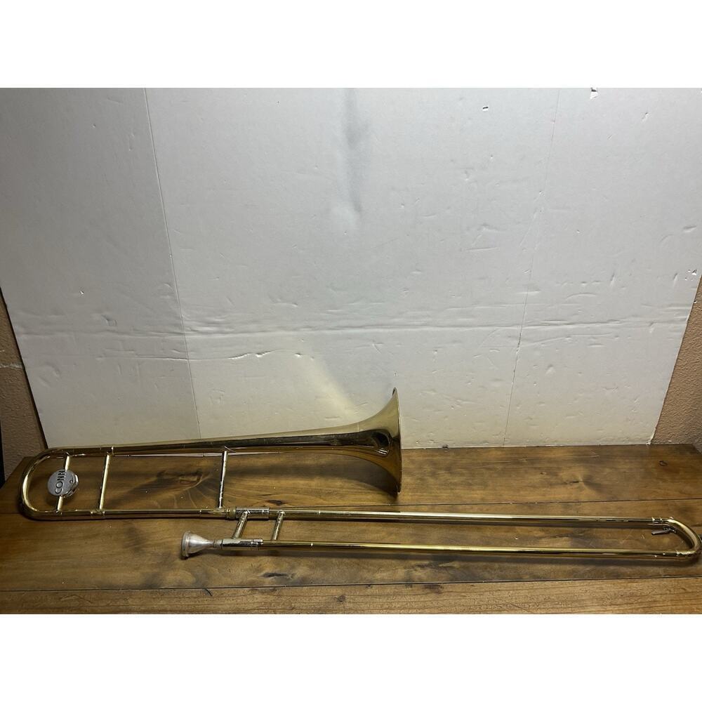 Vtg Conn Director Bell Trombone w/ Mouthpiece & Case - Rough